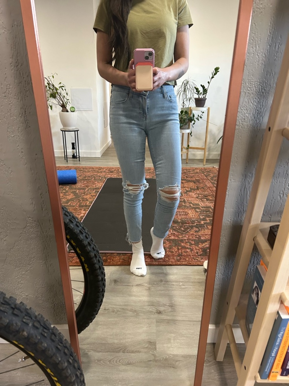 Paige Skyline Ankle Peg Jeans